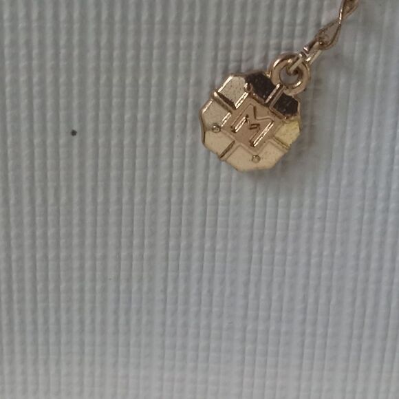 Monet Jewelry Gold Toned Simulated Pearl & Crystal Shimmery Statement Necklace - Picture 10 of 12